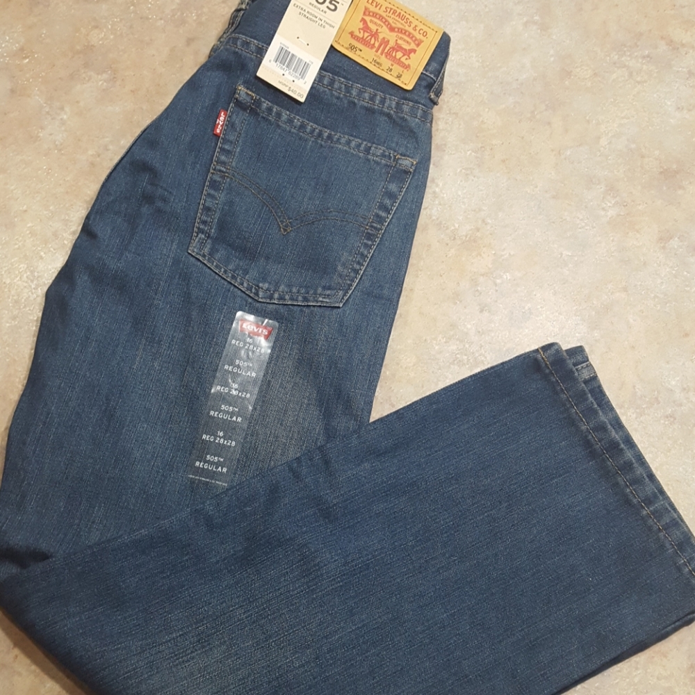 Boys size 16 reg Levis NWT